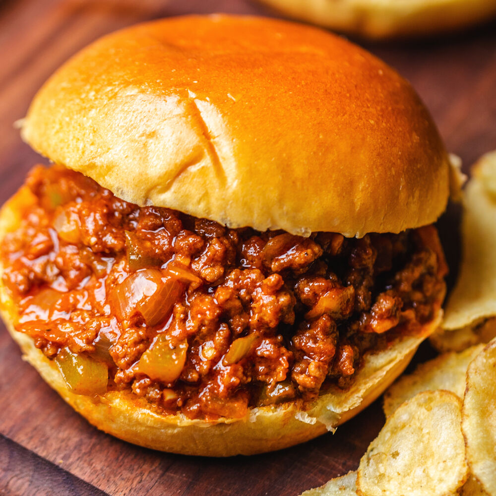 Sloppy Joes All Recipes, 1 : In a large skillet, cook the beef, onion and garlic over medium heat until meat is no longer pink;