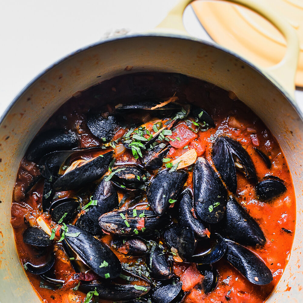 Steamed Mussels in Tomato Broth Recipe Sur La Table