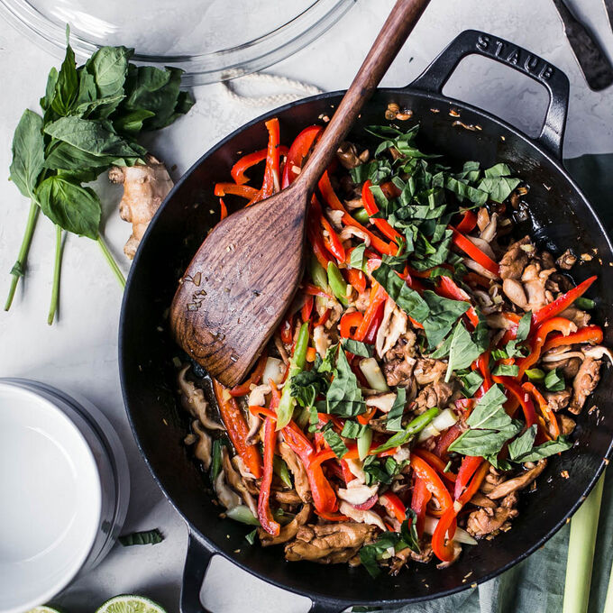 WokFried Chicken and Vegetables with Ginger and Lemongrass Recipe