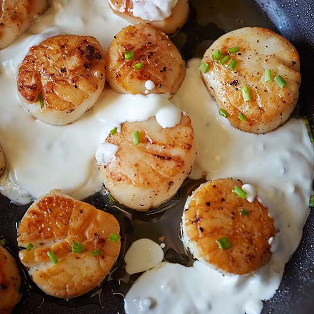 Seared Scallops with AppleBrandy Cream Sauce Recipe Sur La Table