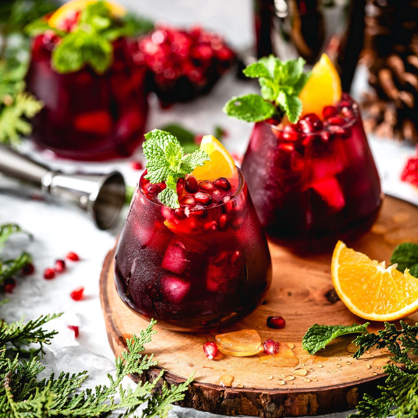 Pomegranate and Orange Vodka Cocktail Recipe | Sur La Table