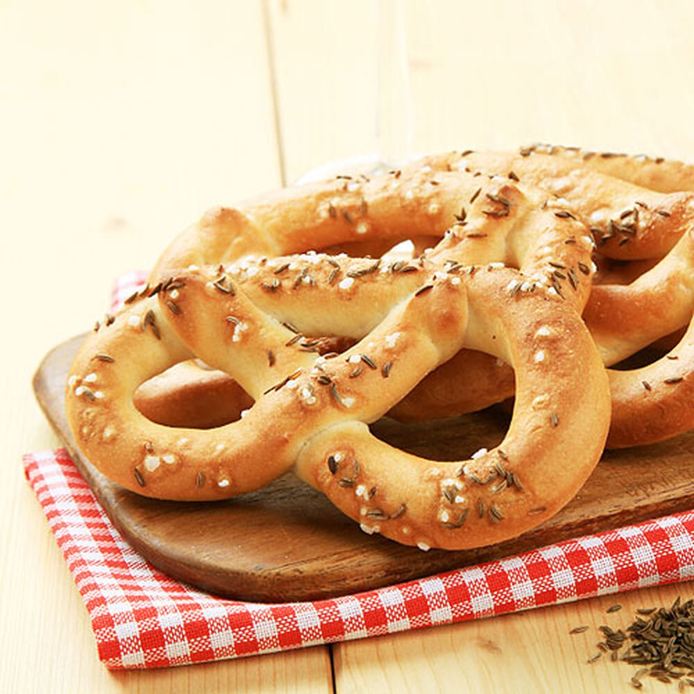 Pretzels with Sweet Honey Mustard Dressing Recipe Sur La Table