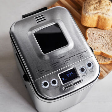 Cuisinart Compact Automatic Bread Maker Sur La Table Just in time for #nationalcinnamonraisinbreadday, prepare fresh homemade bread with cuisinart's compact automatic bread maker. cuisinart