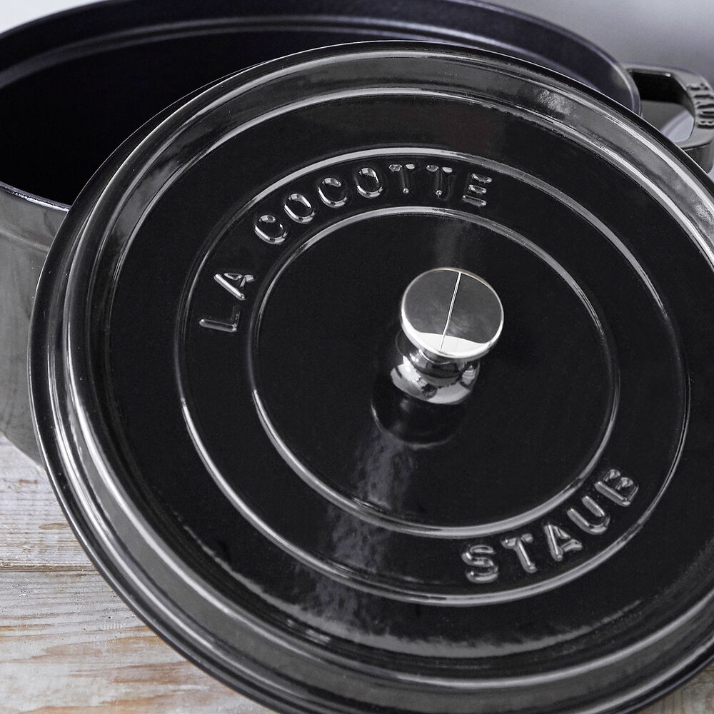 Staub Round Cocotte, 7 qt. Sur La Table