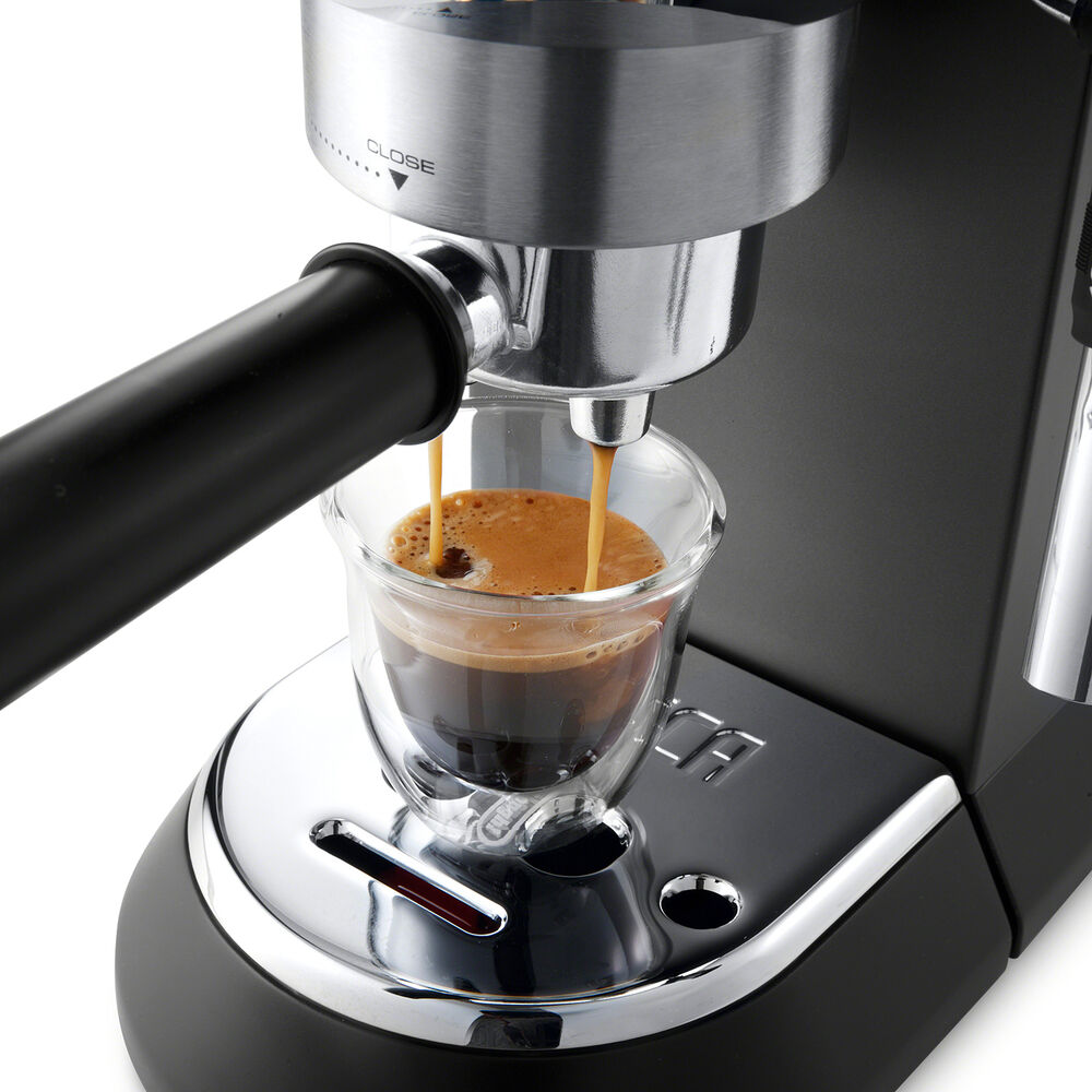 De Longhi Dedica Deluxe Pump Espresso Machine Sur La Table