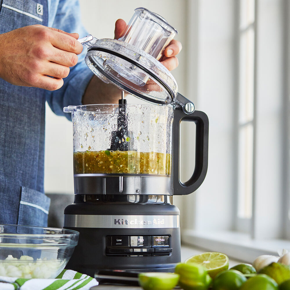 KitchenAid® 7-Cup Food Processor Plus | Sur La Table