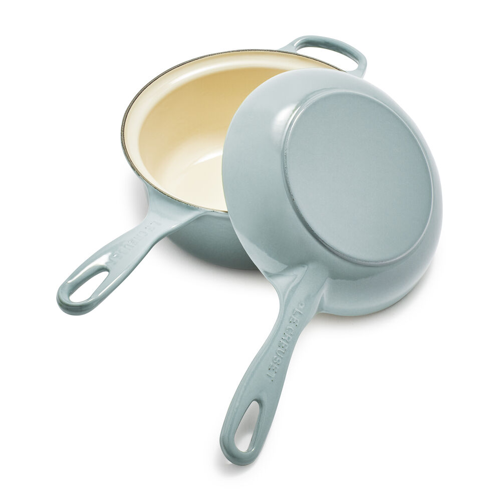 Le Creuset Multifunction Pan 2 5 Qt Sur La Table