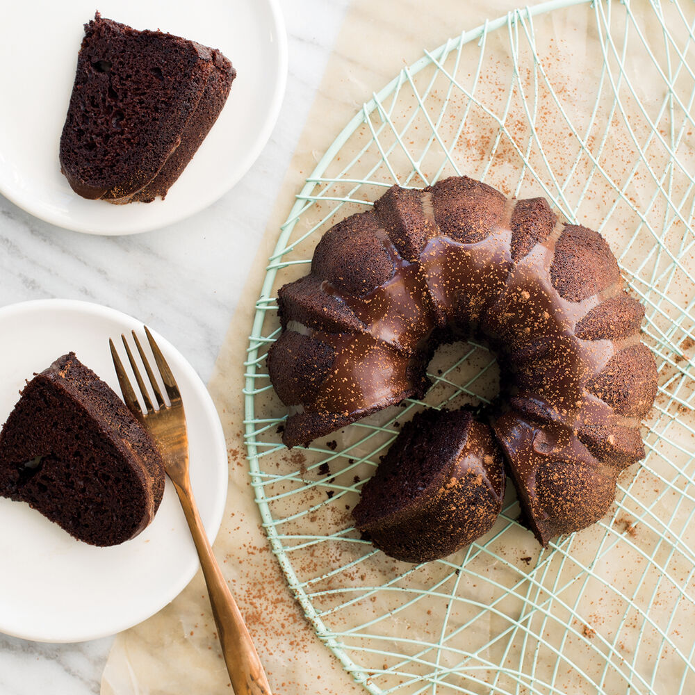 Nordic Ware Anniversary Gold Bundt® Pan, 6 cups Sur La Table