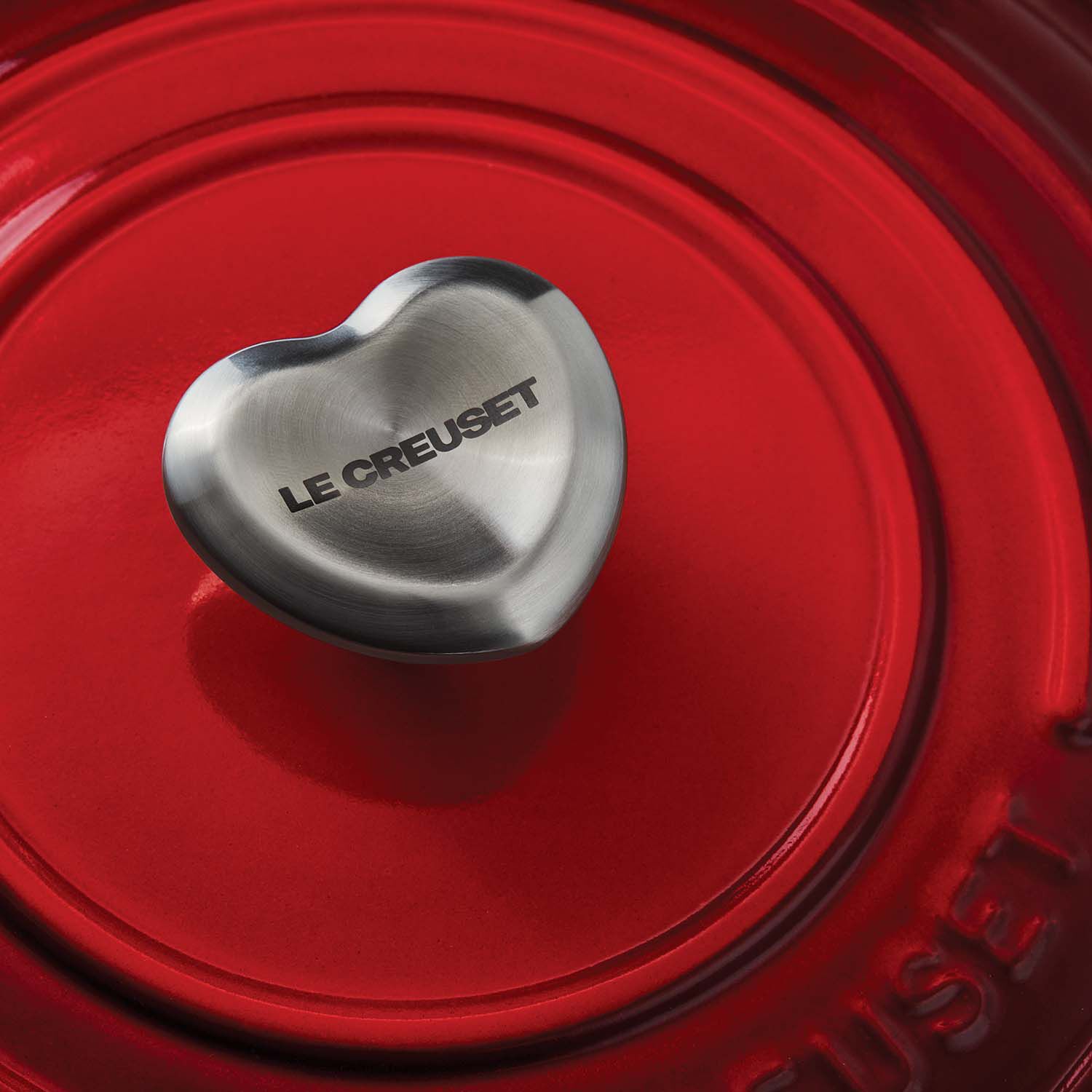 Le Creuset L2002-0214 Enameled Cast Iron 1 1/8 quart Shallow Heart Oven with Stainless Steel Knob Hibiscus 1-1/8