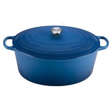 Le Creuset Signature Oval French Oven, 15.5 qt.