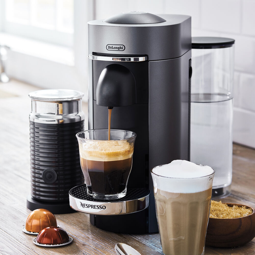 Nespresso VertuoPlus Deluxe by De’Longhi with Aeroccino3 Frother Sur
