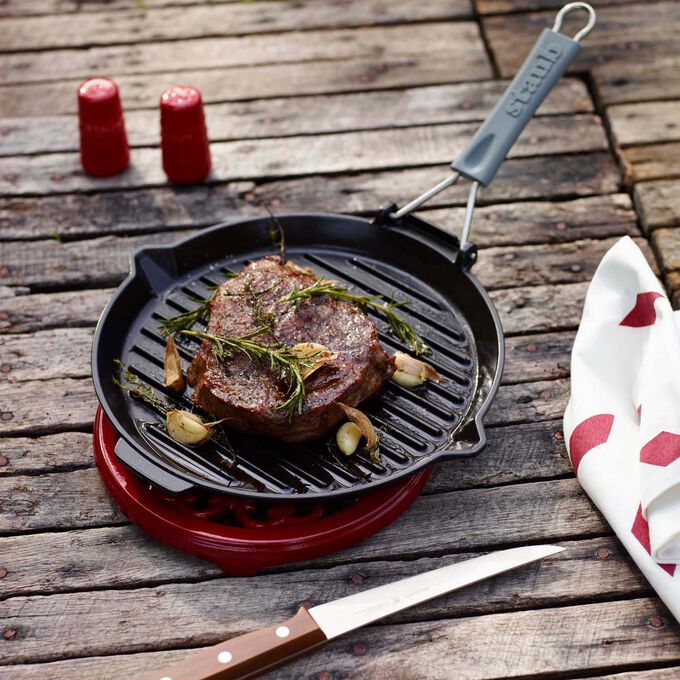 Staub Folding Grill