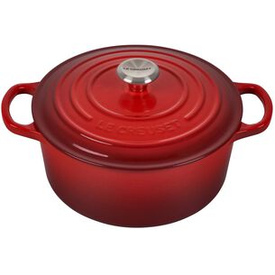 Le Creuset Signature Round Dutch Oven, 3.5 qt.
