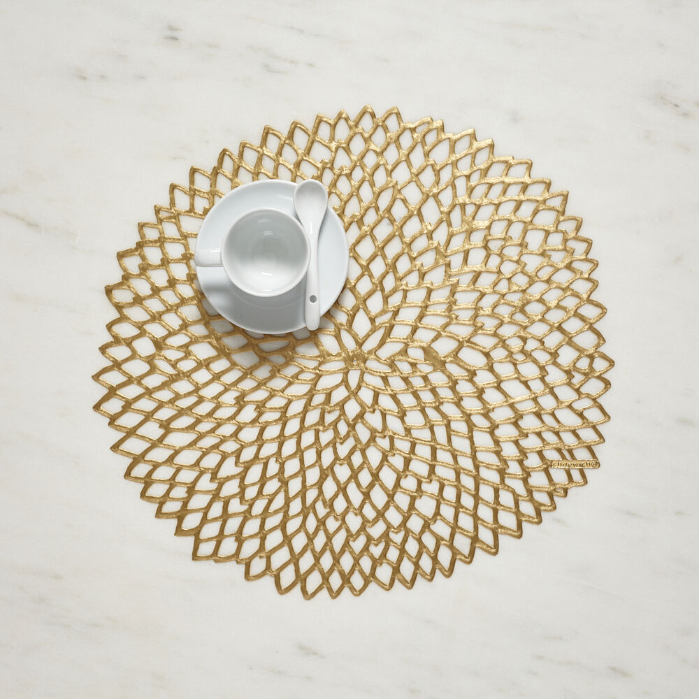 Chilewich Pressed Dahlia Placemat, 14" Sur La Table