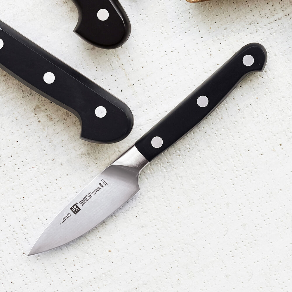 Zwilling J.A. Henckels Pro Paring Knife, 3" Sur La Table