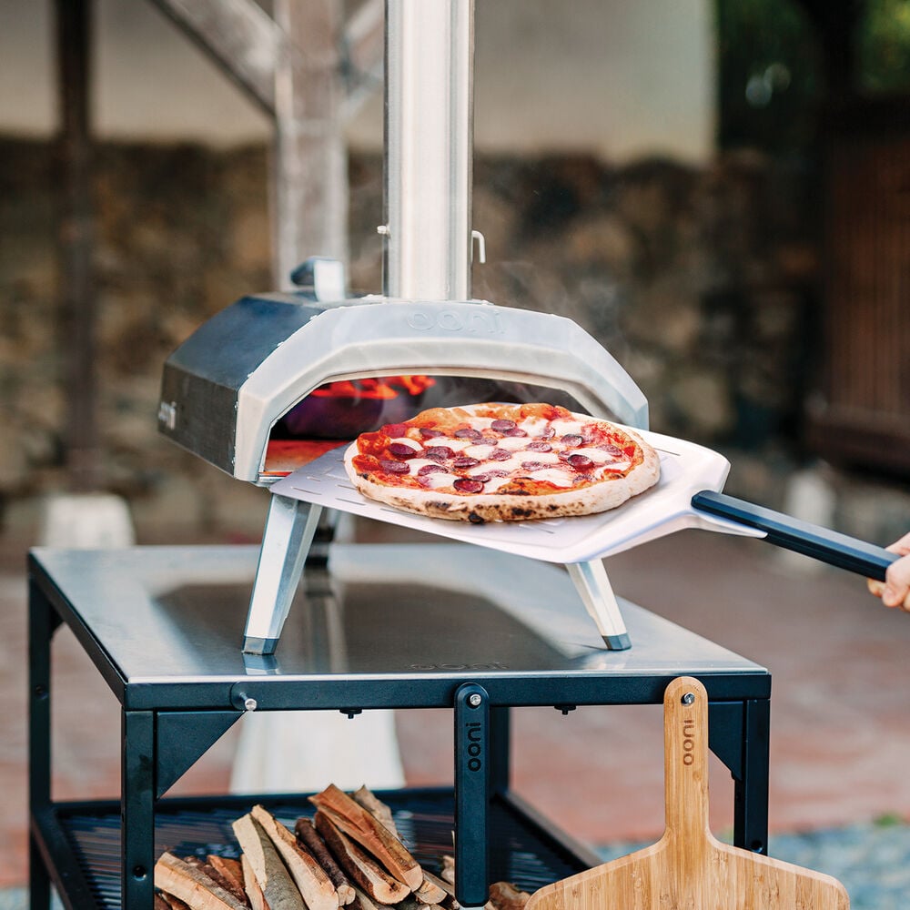 Ooni Karu Wood- & Charcoal-Fired Portable Pizza Oven | Sur ...