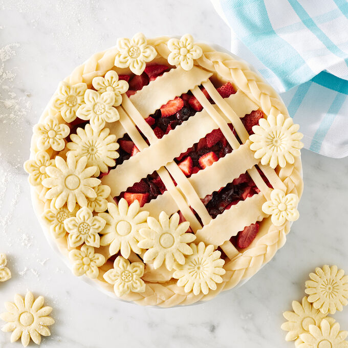 Sur La Table Floral Pie Plunger
