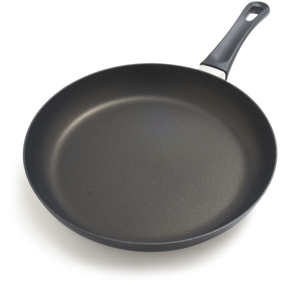 Scanpan Classic Nonstick Skillet Sur La Table