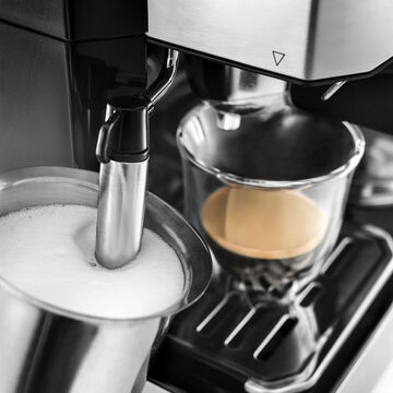 De&#8217;Longhi Combination Pump Espresso and 10-Cup Drip Coffee Machine with Advanced Cappuccino System