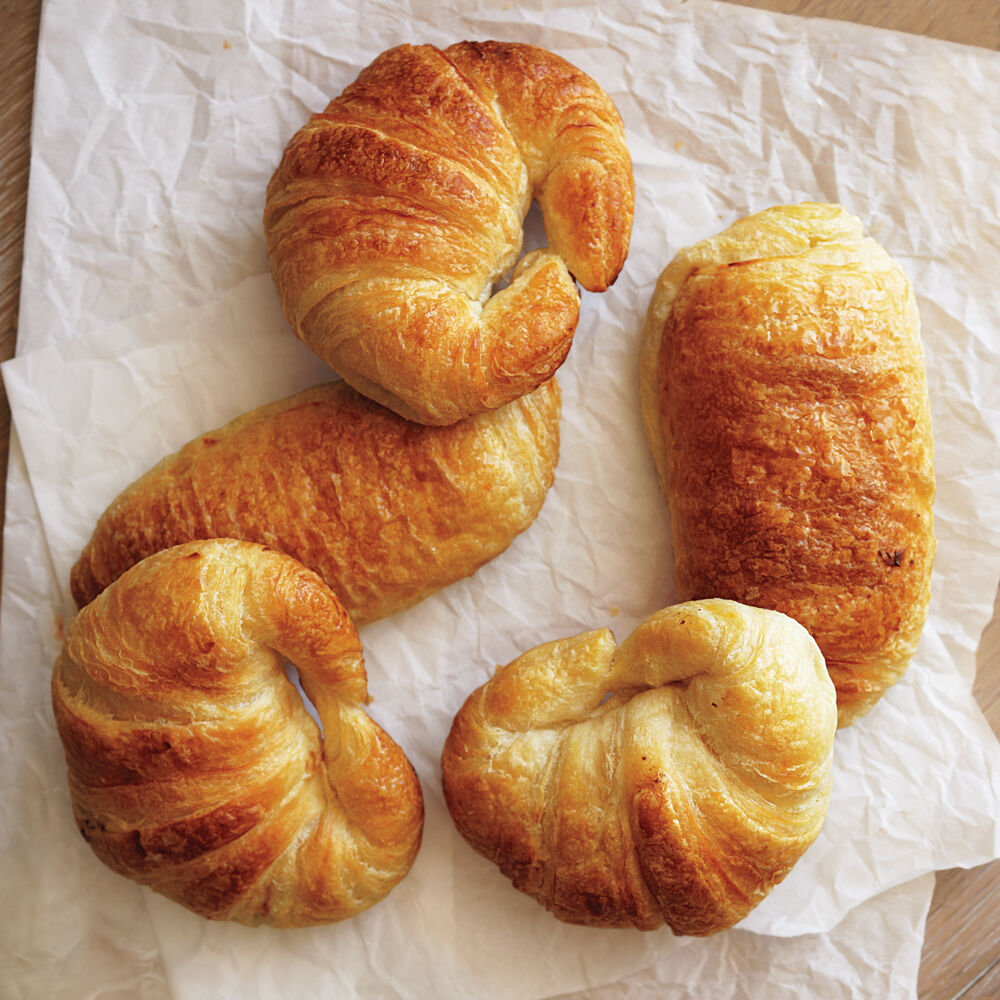 Gaston's Bakery Plain and Chocolate Croissants, Set of 15 ...