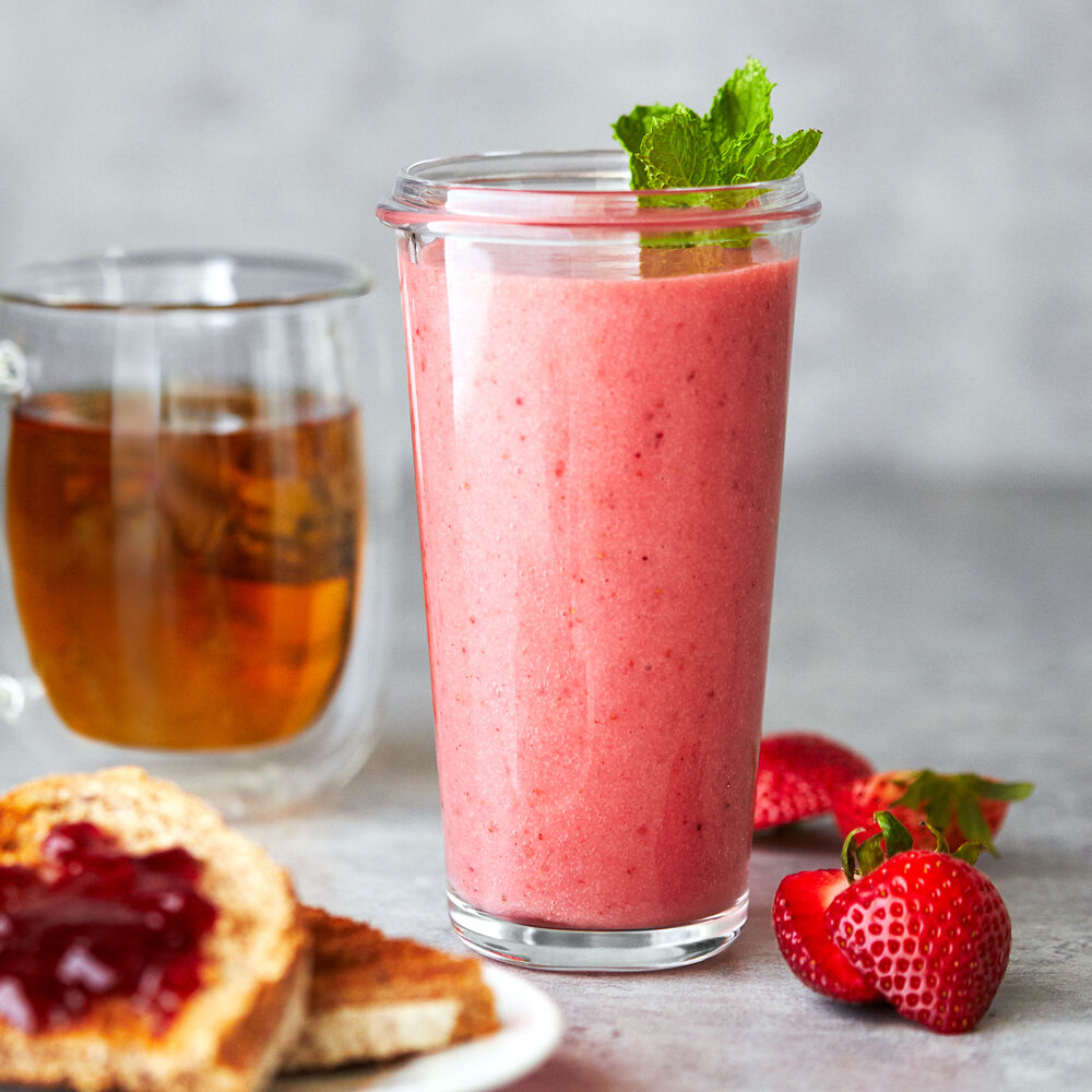 Glass Smoothie Container with Locking Lid Sur La Table