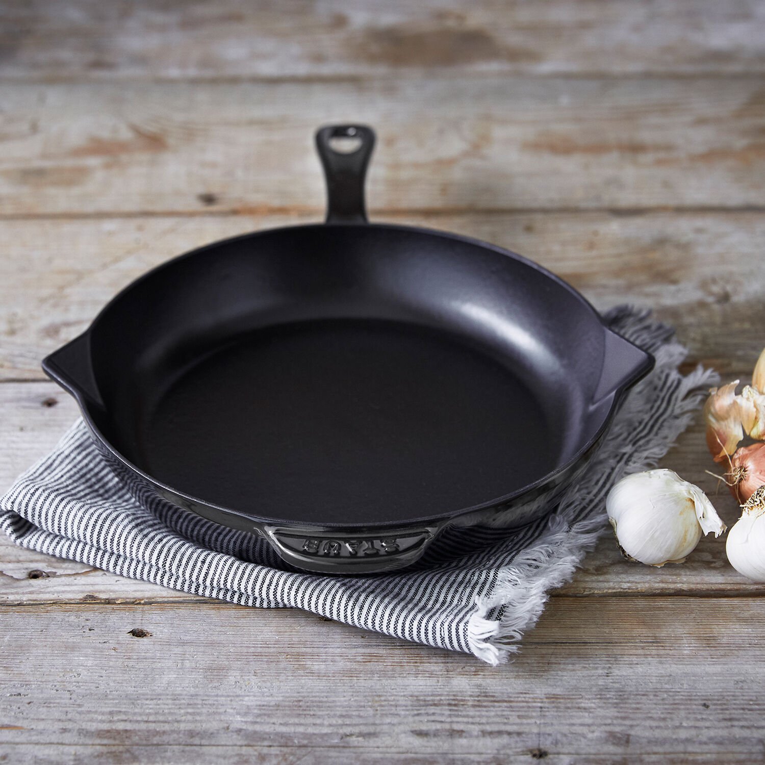 10 inch saute pan
