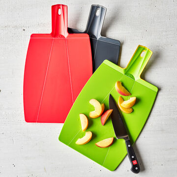 Sur La Table Prep & Pour Cutting Board