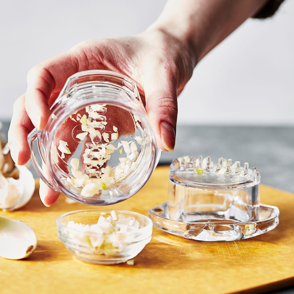 Zyliss Garlic Root Mincer Sur La Table