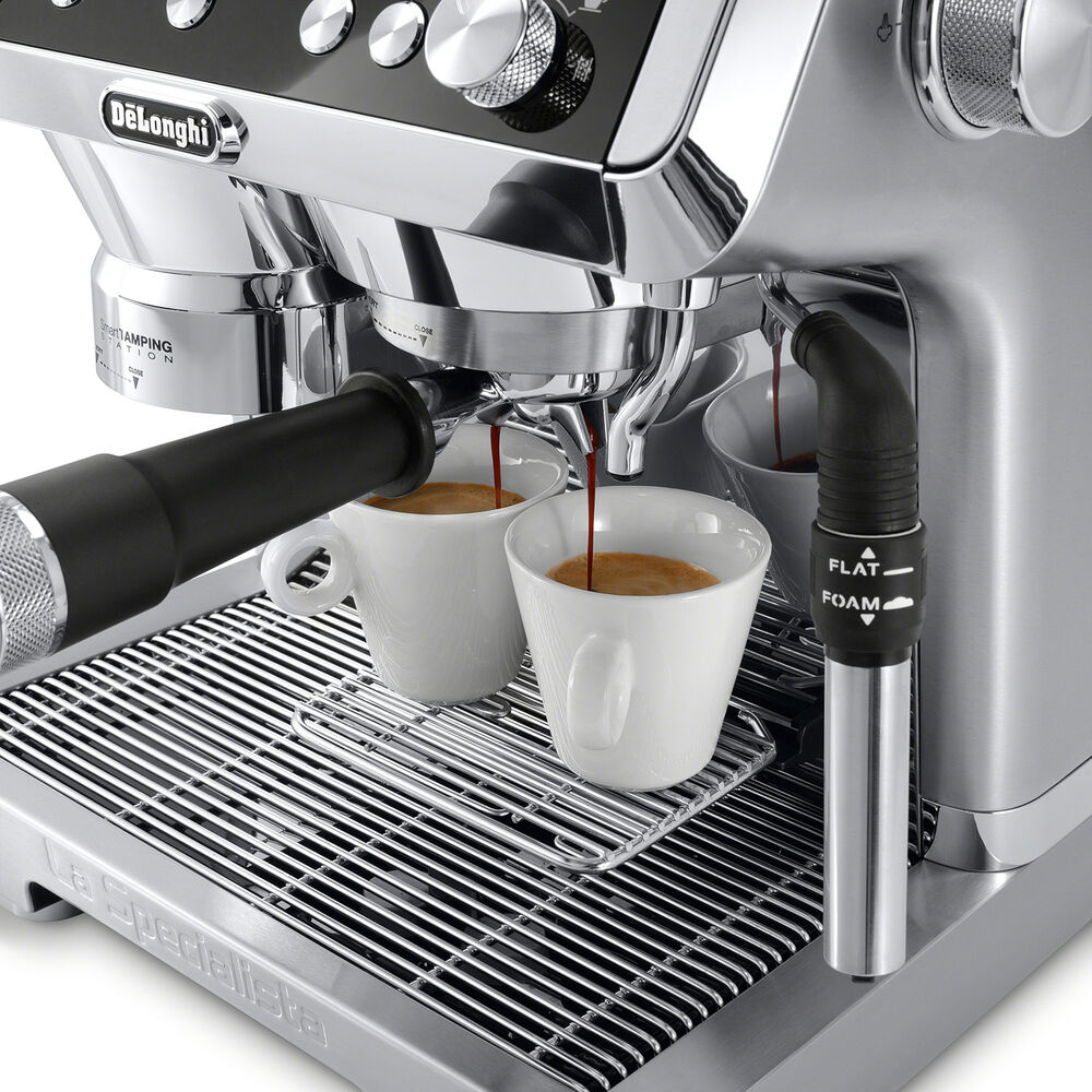De’Longhi La Specialista Espresso Machine Sur La Table