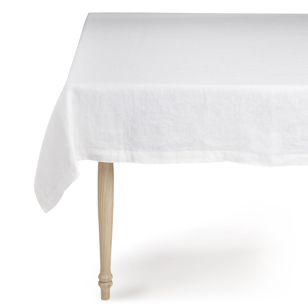 white linen tablecloth round