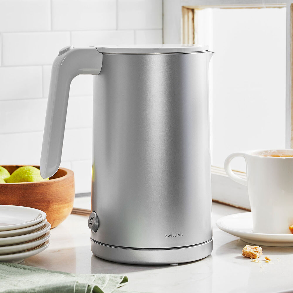 Zwilling Cool Touch Kettle Sur La Table