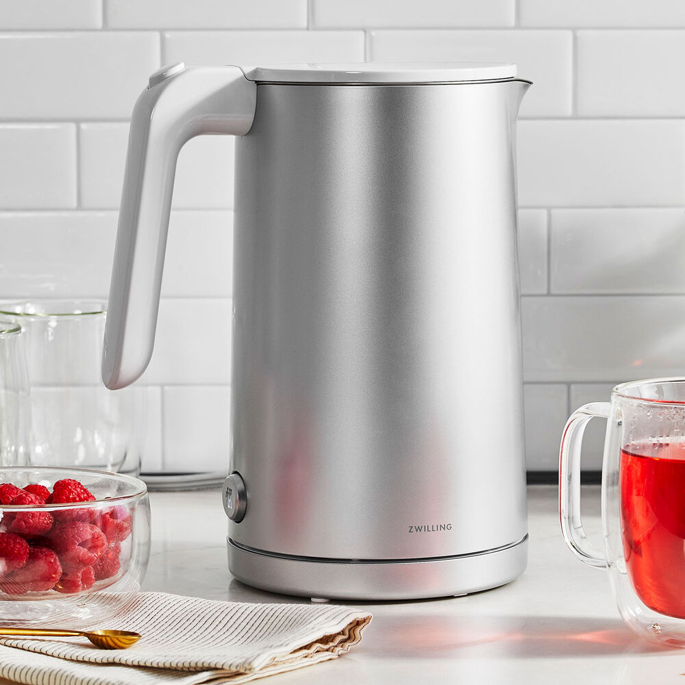Zwilling Cool Touch Kettle Sur La Table