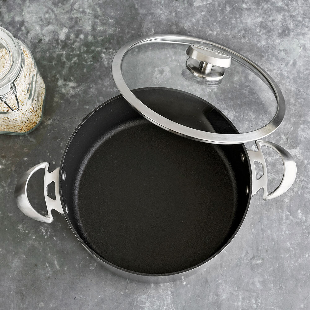 Scanpan CS+ Dutch Oven, 7.5 qt. Sur La Table
