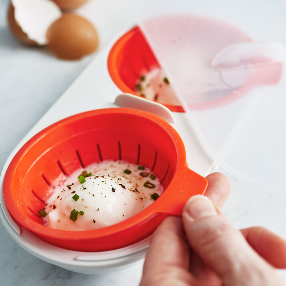 Joseph Joseph M Cuisine Microwave Egg Poacher Sur La Table