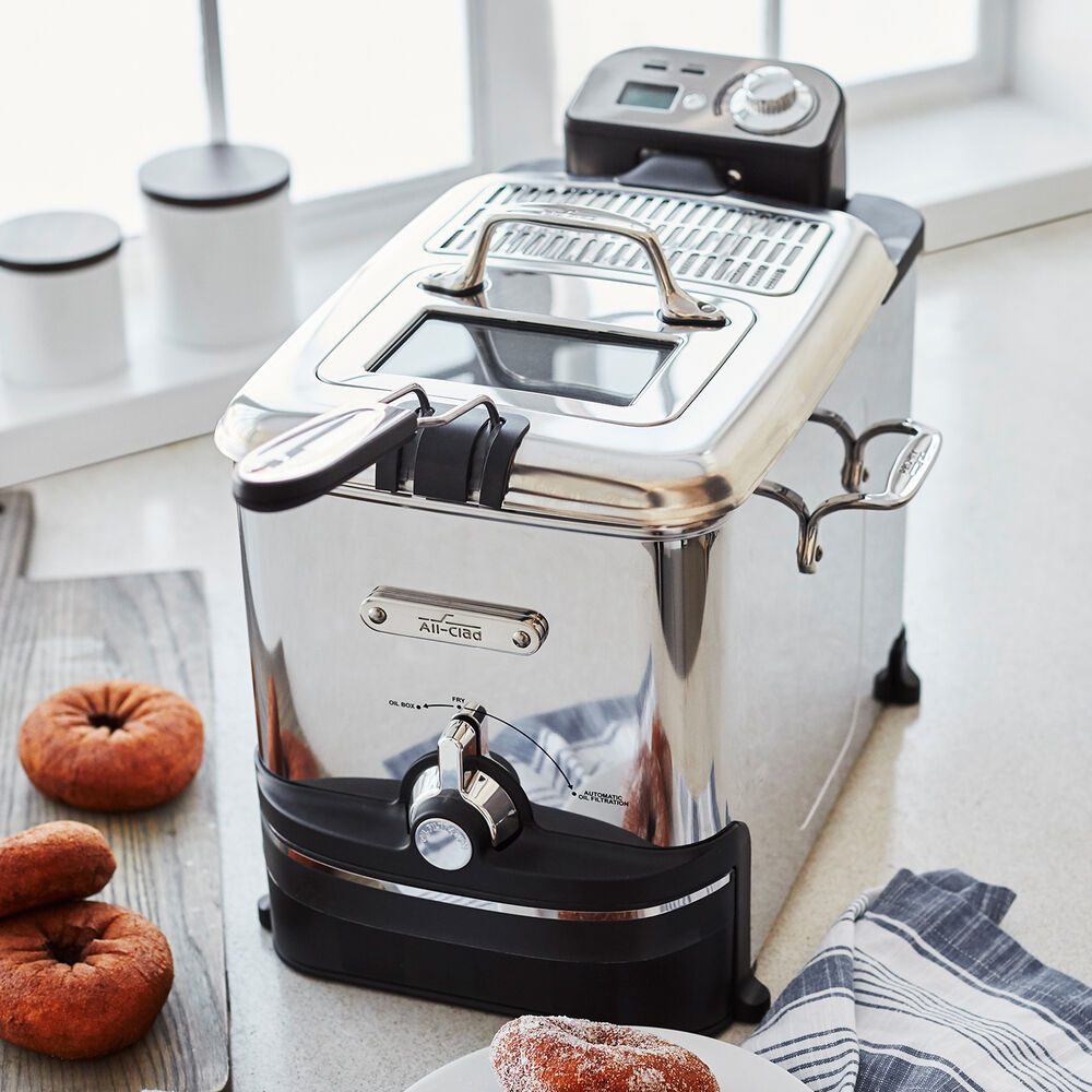 AllClad Deep Fryer, 3.5L Sur La Table