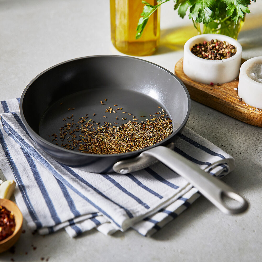 GreenPan Craft Skillet, 8" Sur La Table