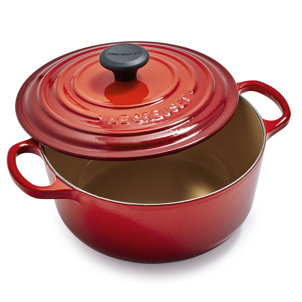 large dutch oven le creuset