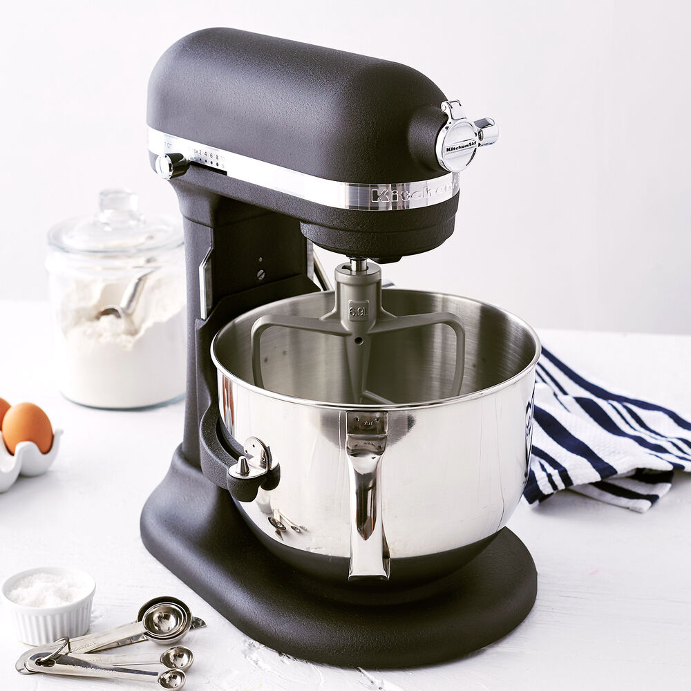 KitchenAid® Pro Line® Stand Mixer, 7 qt. Sur La Table