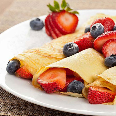 MIXED BERRY CREPES