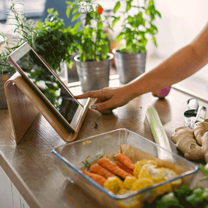 chef chopping vegetables
