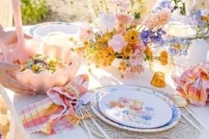 Wild Poppy dinnerware and linens