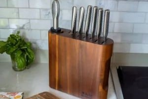 Global Kanpeki 10-Piece Knife Block Set in color Acacia