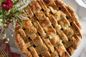 salted caramel apple pie