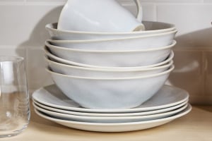 white bowls stacked