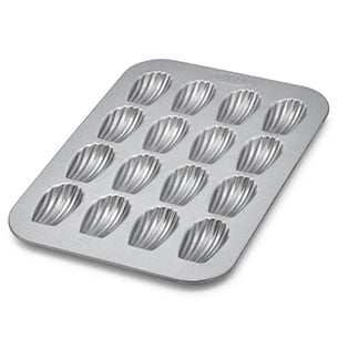 Sur La Table Platinum Pro Rectangular Cake Pan 21110RC, 9 x 13