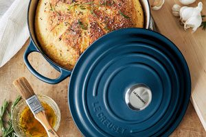 Le Creuset cocotte in teal