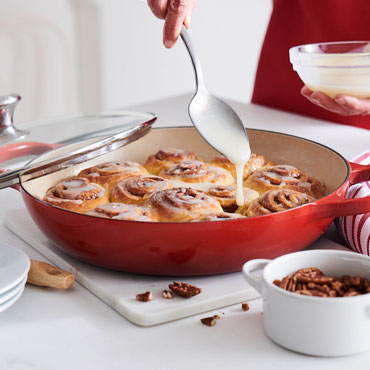 Le Creuset Buffet Casserole with Glass Lid, 3.5 qt. in red