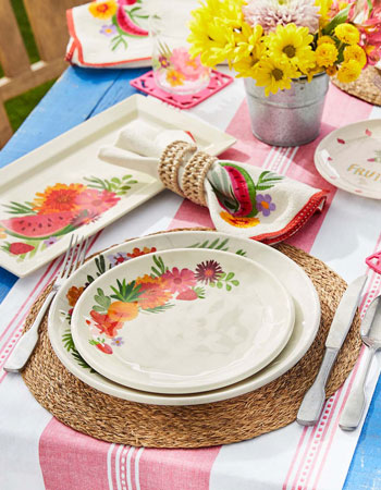 Maravilla colorful outdoor dinnerware