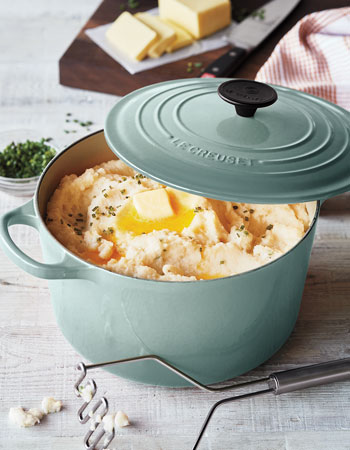 LE CREUSET SIGNATURE DEEP ROUND DUTCH OVEN