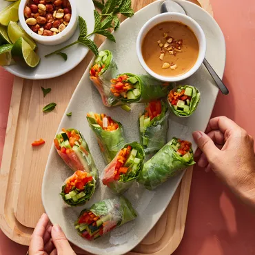 Spring rolls with peanut sauce